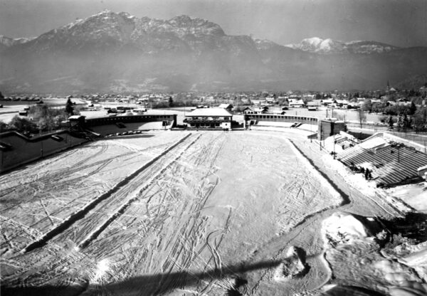 Fertiggestellter Umbau des Skistadions