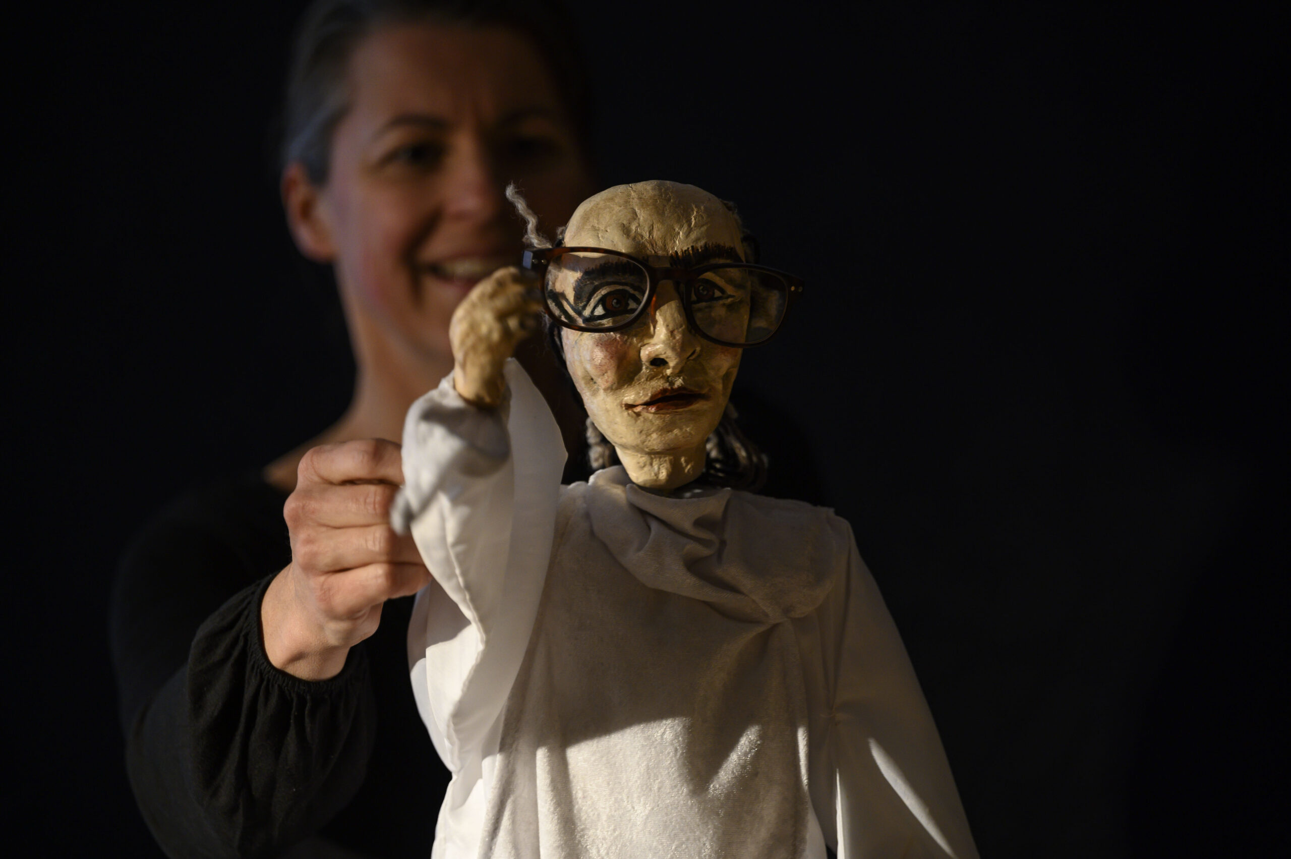 Meister Hora Figur in der Bücherei Partenkirchen