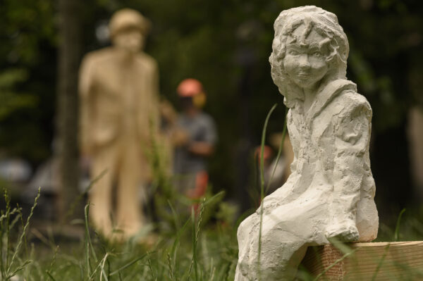 Holz erleben - Momo sehen