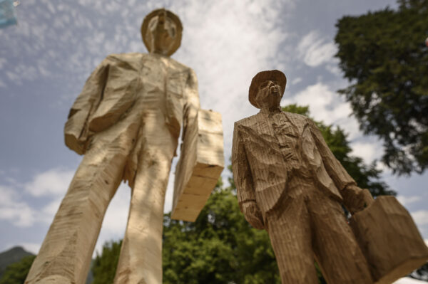 Holz erleben - Momo sehen