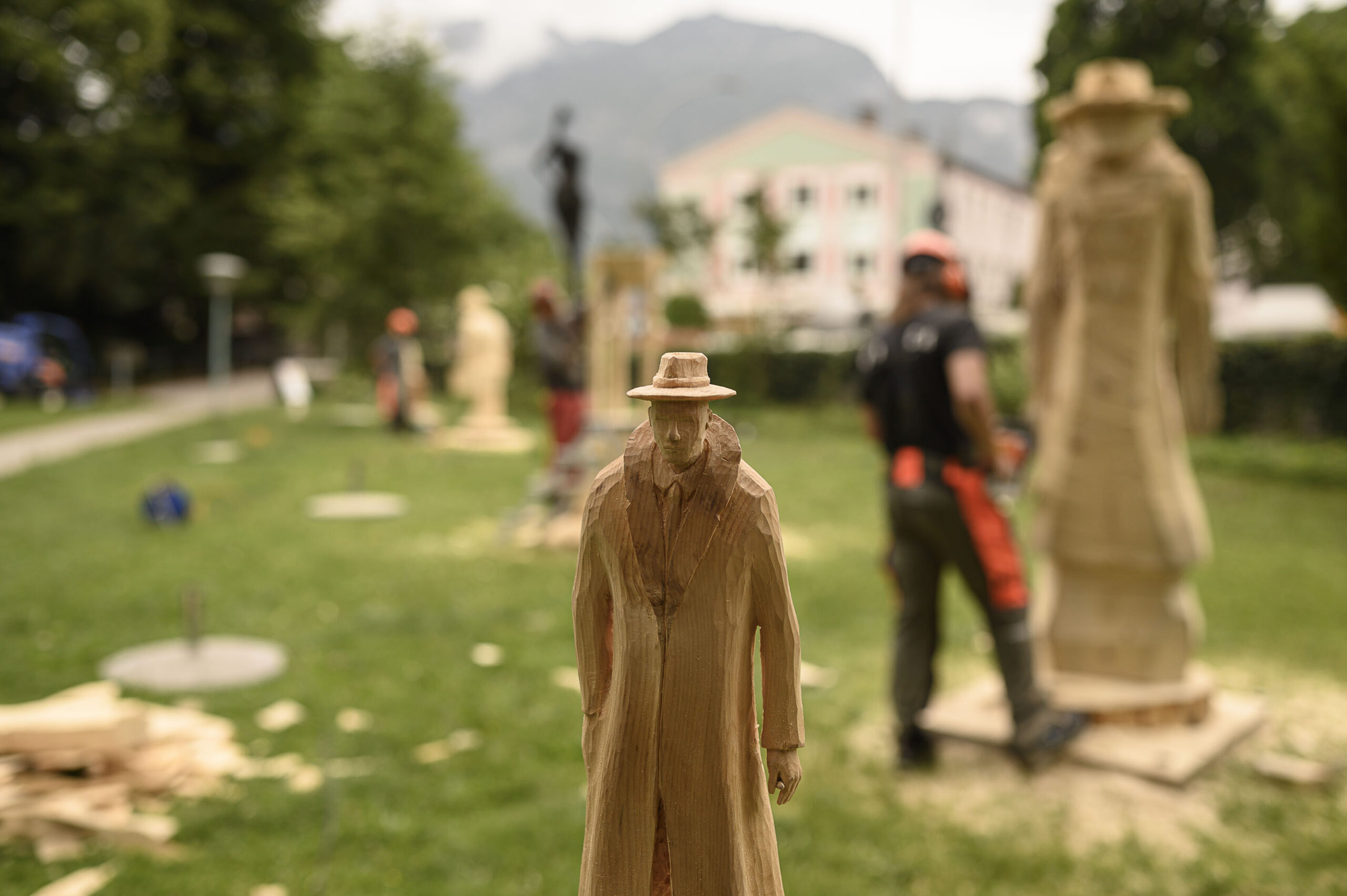 Holz erleben - Momo sehen